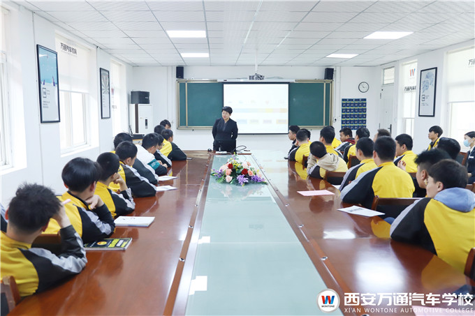 西安萬通人才預(yù)選會火熱開啟，短期專業(yè)就業(yè)潮！