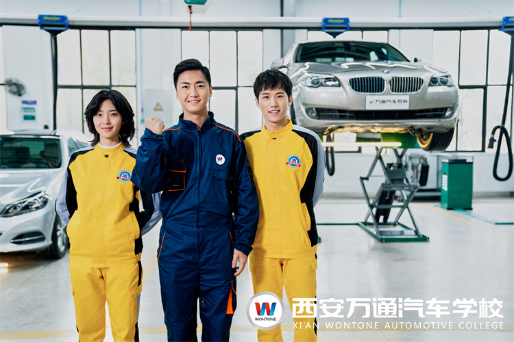 初高中女生適合學(xué)汽修專業(yè)嗎？該選什么汽修類專業(yè)？