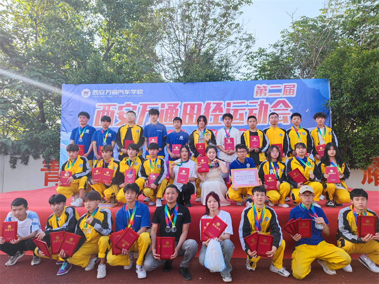 汗水見證成長  青春放肆飛揚(yáng)  ——我校2023年春季田徑運(yùn)動(dòng)會(huì)圓滿結(jié)束