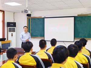 西安萬通攜手恒泰開展專場招聘會(huì)，為學(xué)子搭建就業(yè)橋梁！